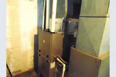 910 Lincoln Ave, Charleroi Boro, PA 15022 - Photo 17