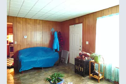 910 Lincoln Ave, Charleroi Boro, PA 15022 - Photo 9