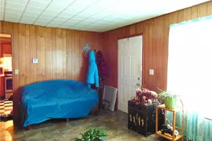 910 Lincoln Ave, Charleroi Boro, PA 15022 - Photo 9