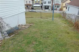 910 Lincoln Ave, Charleroi Boro, PA 15022 - Photo 27