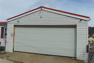 910 Lincoln Ave, Charleroi Boro, PA 15022 - Photo 3