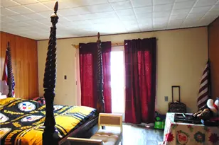 910 Lincoln Ave, Charleroi Boro, PA 15022 - Photo 13