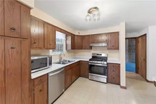 411 Kerry Dr, Butler, PA 16001 - Photo 11