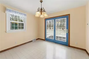 411 Kerry Dr, Butler, PA 16001 - Photo 9