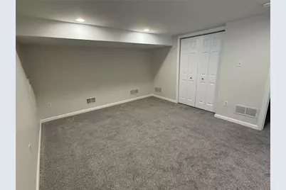 5827 Pierce St, Pittsburgh, PA 15232 - Photo 15