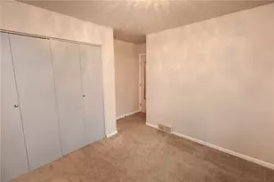 470 N Liberty Rd, Liberty Township, PA 16127 - Photo 11