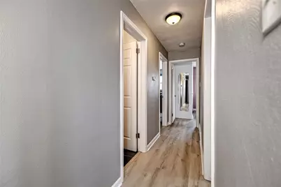 14114 Valley View Dr, White Oak, PA 15131 - Photo 17