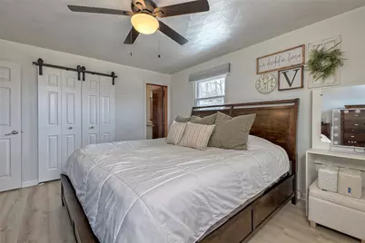 14114 Valley View Dr, White Oak, PA 15131 - Photo 19