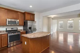 141 Robert St, Imperial, PA 15126 - Photo 5