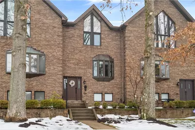 10098 Mansion Dr, Pittsburgh, PA 15044 - Photo 1