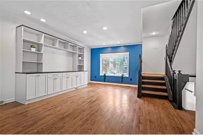 10098 Mansion Dr, Pittsburgh, PA 15044 - Photo 5