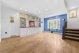 10098 Mansion Dr, Pittsburgh, PA 15044 - Photo 5