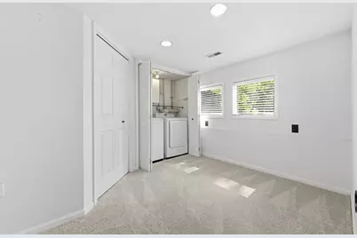 10098 Mansion Dr, Pittsburgh, PA 15044 - Photo 23