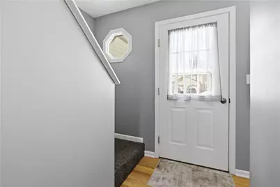 1465 Yorktown Dr, Cecil, PA 15055 - Photo 5