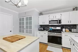 1465 Yorktown Dr, Cecil, PA 15055 - Photo 15