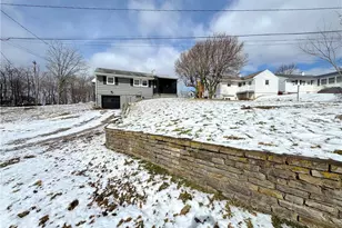 75 N Westmoreland Ave, Hempfield Township, PA 15601 - Photo 5