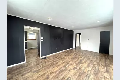 75 N Westmoreland Ave, Hempfield Township, PA 15601 - Photo 11