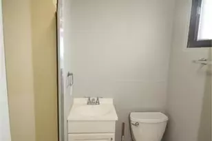 1107 Mt Royal Blvd, Pittsburgh, PA 15223 - Photo 11