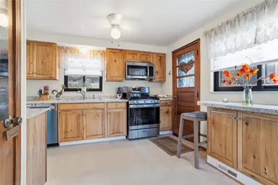 341 Sycamore St, Imperial, PA 15126 - Photo 9