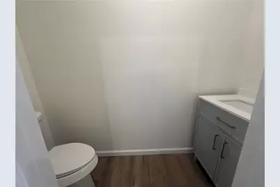 566 Merchant St, Ambridge, PA 15003 - Photo 11