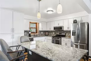 3727 Henley Dr, Pittsburgh, PA 15235 - Photo 9