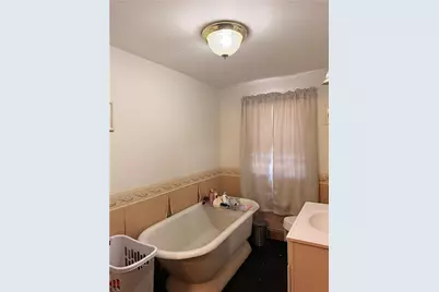 434 1st Ave, Ellwood City, PA 16117 - Photo 7