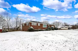 35 Kedron St, Wheatland, PA 16161 - Photo 7