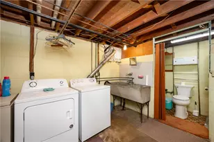 35 Kedron St, Wheatland, PA 16161 - Photo 25