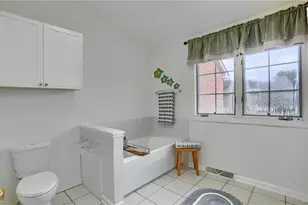 102 Kress View Dr, Oakdale, PA 15071 - Photo 23