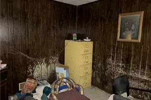 1512 Spring Run Road Extension, Coraopolis, PA 15108 - Photo 9