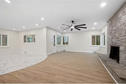 1648 Jamestown, Blackridge, PA 15235 - Photo 5