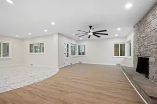 1648 Jamestown, Blackridge, PA 15235 - Photo 5