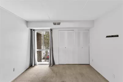 2401 Charlemagne Cir, Pittsburgh, PA 15237 - Photo 11