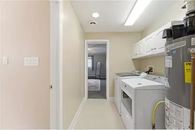 130 Eisner Ave, Bridgeville, PA 15017 - Photo 19