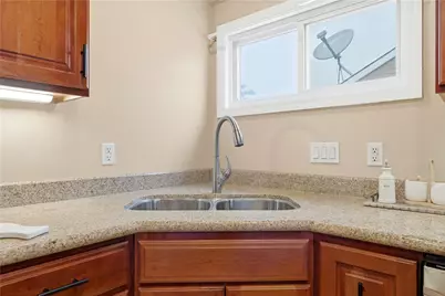 130 Eisner Ave, Bridgeville, PA 15017 - Photo 9