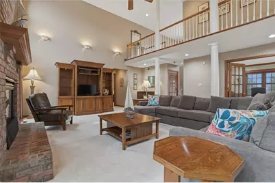 1000 Fawn Valley Dr, Cecil, PA 15317 - Photo 9