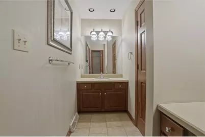 1000 Fawn Valley Dr, Cecil, PA 15317 - Photo 33