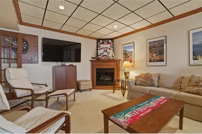 1000 Fawn Valley Dr, Cecil, PA 15317 - Photo 39
