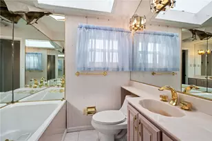 1238 Regency Dr, Pittsburgh, PA 15237 - Photo 19