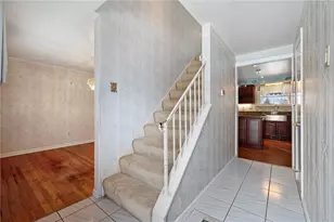 1238 Regency Dr, Pittsburgh, PA 15237 - Photo 9