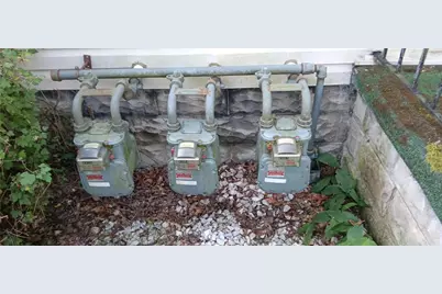 408 E Garfield Ave, New Castle, PA 16105 - Photo 37