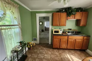 408 E Garfield Ave, New Castle, PA 16105 - Photo 13