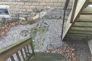 408 E Garfield Ave, New Castle, PA 16105 - Photo 25