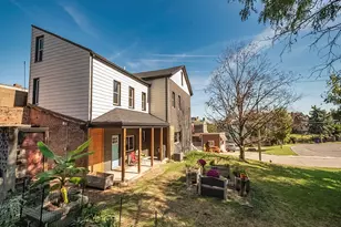 2120 Lowrie St, Pittsburgh, PA 15212 - Photo 13