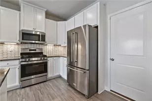 228 Frances Ln, Cecil, PA 15057 - Photo 7