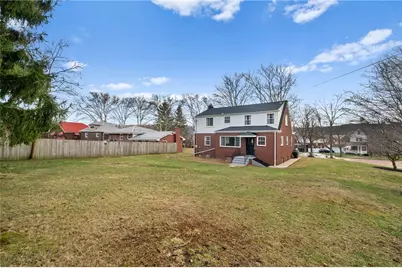 1061 Ohio Ave, Midland Boro, PA 15059 - Photo 23