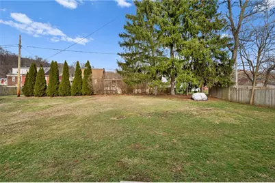 1061 Ohio Ave, Midland Boro, PA 15059 - Photo 21