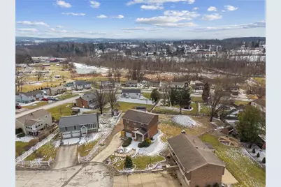 6 Adams Fisher Ct, Mount Pleasant Township, PA 15601 - Photo 5