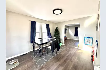 127 Hazel Ave, Ellwood City, PA 16117 - Photo 17