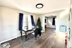 127 Hazel Ave, Ellwood City, PA 16117 - Photo 17